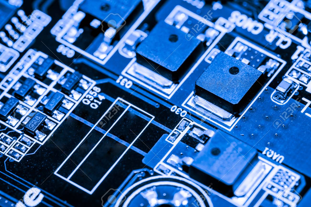 Close up de un procesador ryzen en tono azulado